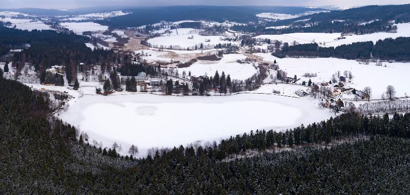 Orea Resort Devet Skal Vysocina Sněžné Exterior foto